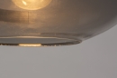Foto 31066-9 detailfoto: Fraai design tafellamp in mat stalen uitvoering voorzien van rookglazen kap.