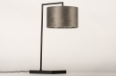 Foto 31071-7 schuinaanzicht: Zwarte tafellamp in strak design met luxe grijze velvet lampenkap