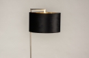 Foto 31094-13 schuinaanzicht: Strakke staande schemerlamp met luxe lampenkap in zwart met goud