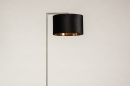 Foto 31094-14 zijaanzicht: Strakke staande schemerlamp met luxe lampenkap in zwart met goud