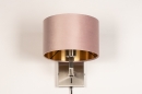 Foto 31106-6: Moderne wandlamp in staal voorzien van roze stoffen kap, geschikt voor led verlichting.