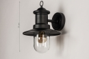 Foto 31152-1: Nostalgische wandlamp / buitenlamp / visserslamp uitgevoerd in zwart, voorzien van een LED-lamp en schemerschakelaar.