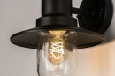 Foto 31152-7: Nostalgische Wandlampe / Außenlampe / Fischerlampe in schwarzer Farbe, ausgestattet mit einem LED-Leuchtmittel und einem Dämmerungssensor