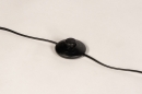 Foto 31166-9 detailfoto: Driepoot vloerlamp in trendkleur terracotta met zwarte stoffen lampenkap 