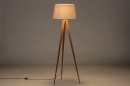 Foto 31170-2 vooraanzicht: Driepoot vloerlamp in trendkleur terracotta met beige stoffen lampenkap 