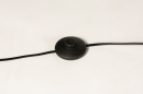 Foto 31211-12: Schwarze Bogenleuchte mit Bambus-Lampenschirm