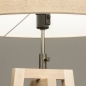 Foto 31270-10 detailfoto: Landelijke vloerlamp van licht hout met beige linnen lampenkap