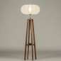 Foto 31280-15: Houten staande lamp met beige ronde lampenkap