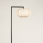 Foto 31281-6 schuinaanzicht: Rustieke vloerlamp in het zwart met beige lampenkap