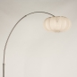 Foto 31284-7: Staande booglamp met ronde beige lampion kap