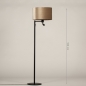 Foto 31320-1 maatindicatie: Zwarte staande schemerlamp met leeslamp en velvet kap in taupe met koperkleurige binnenkant