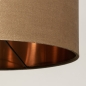 Foto 31320-8 detailfoto: Zwarte staande schemerlamp met leeslamp en velvet kap in taupe met koperkleurige binnenkant