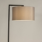 Foto 31334-4 zijaanzicht: Zwarte vloerlamp met ronde grijze kap van stof