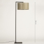 Foto 31337-1 maatindicatie: Zwarte vloerlamp met taupe kap van stof
