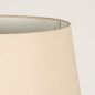 Foto 31340-9 detailfoto: Staande houten vloerlamp met beige kap van stof 