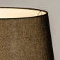 Foto 31342-9 detailfoto: Staande houten vloerlamp in walnoot bruin met zwarte kap