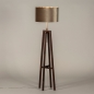 Foto 31351-2 schuinaanzicht: Houten staande lamp met kap in taupe velvet en gouden binnenkant 