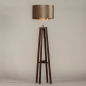 Foto 31351-3 schuinaanzicht: Houten staande lamp met kap in taupe velvet en gouden binnenkant 