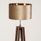 Foto 31351-7 schuinaanzicht: Houten staande lamp met kap in taupe velvet en gouden binnenkant 