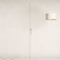 Foto 31364-1 maatindicatie: Witte booglamp met beige linnen kap 
