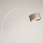 Foto 31366-7: Grote witte booglamp met luxe kap in taupe 