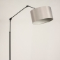 Foto 31368-7: Große Schwarze Bogenlampe mit Gelenkarm und grauem Stoffschirm