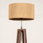 Foto 31378-6 schuinaanzicht: Japandi vloerlamp: Houten staande lamp met kap van bruin gevlochten touw