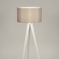 Foto 31394-4 vooraanzicht: Witte driepoot vloerlamp met grijze lampenkap