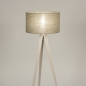 Foto 31402-3 vooraanzicht: Beige driepoot vloerlamp met taupe kap van stof 
