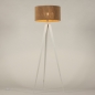 Foto 31423-3 vooraanzicht: Witte driepoot vloerlamp met paper thread lampenkap