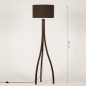 Foto 31424-2: Tripod Stehleuchte aus Holz mit organischer Form und braunem Stoffschirm
