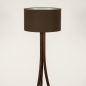 Foto 31424-8: Tripod Stehleuchte aus Holz mit organischer Form und braunem Stoffschirm