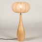 Foto 31435-4: Große kegelförmige Holztischlampe mit taupefarbenem Stoffschirm im Japandi-Stil