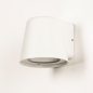 Foto 31436-5: met sensor buitenlamp in mat witte kleur voorzien van hoge IP54 waarde.