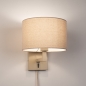 Foto 31452-5: Beige Wandleuchte mit beigem runden Leinenschirm mit Kabel und Stecker