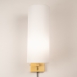 Foto 31458-4: Gouden wandlamp met grote koker kap van stof in het wit E27