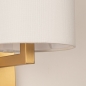 Foto 31458-6: Gouden wandlamp met grote koker kap van stof in het wit E27