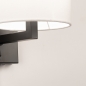 Foto 31469-4: Zwarte wandlamp met witte hoge koker kap en snoer en stekker 