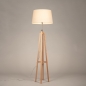 Foto 31479-4: Houten tripod vloerlamp met conische lampenkap in beige 