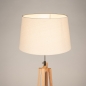 Foto 31479-7: Houten tripod vloerlamp met conische lampenkap in beige 
