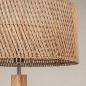 Foto 31505-15: Houten vloerlamp met organische vorm en ronde bamboe kap