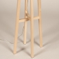 Foto 31507-16: Houten vloerlamp tripod met ronde kap van bamboe in naturel met zwart