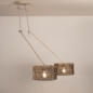 Foto 31519-4: Beige dubbele hanglamp met knikarmen en ronde kappen van bamboe in zwart en naturel 