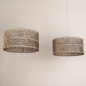 Foto 31545-10: Beige hanglamp met twee ronde rotan kappen in naturel met zwart
