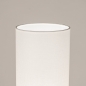 Foto 31551-8: Beige vloerlamp met hoge smalle kap in het wit