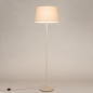 Foto 31554-2: Beige smalle vloerlamp met beige conische kap