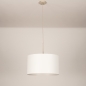 Foto 31559-5: Beige hanglamp met ronde kap van stof in het wit 