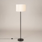 Foto 31578-5: Zwarte vloerlamp met beige ronde kap van fluweel velvet E27 