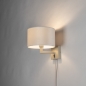 Foto 31603-2: Beige wandlamp bedlamp met ronde kap van fluweel in beige met schakelaar op de wandplaat