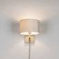 Foto 31603-4: Beige wandlamp bedlamp met ronde kap van fluweel in beige met schakelaar op de wandplaat